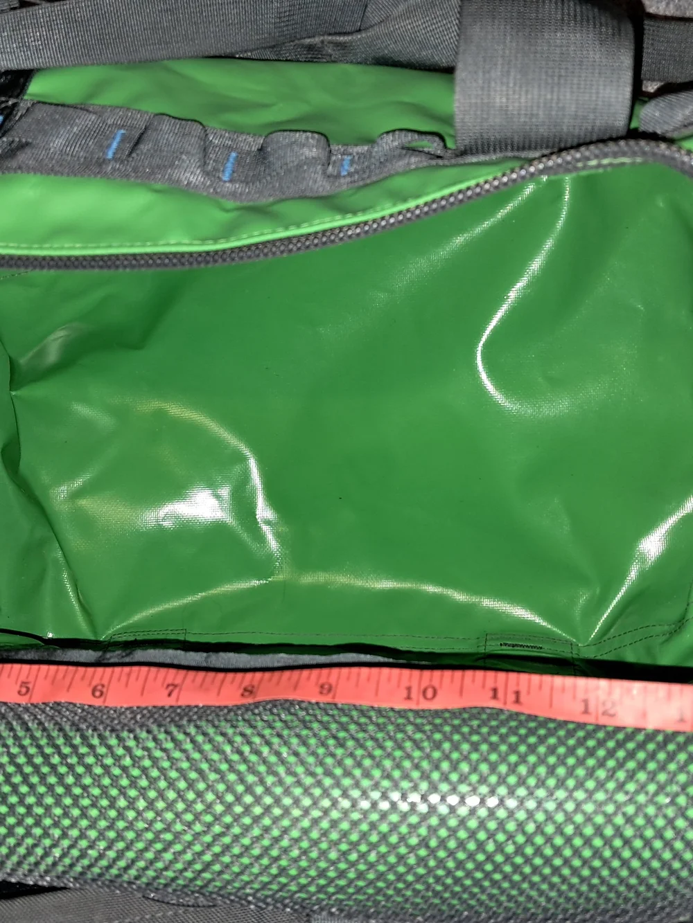 The North Face Green Duffle Bag - Reliable Travel & Gym Tote